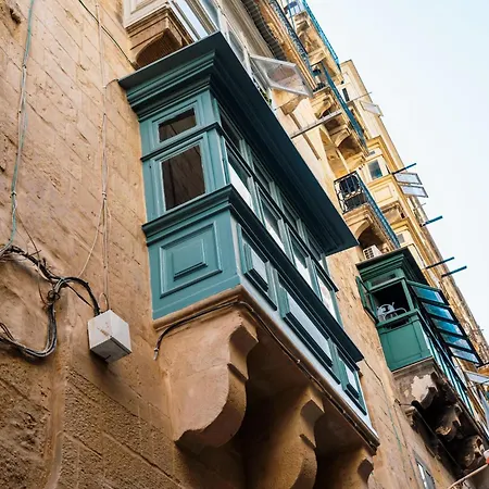 A Stylish In Malta's Capital *