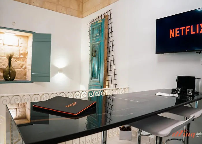 A Stylish In Malta's Capital Apartment *