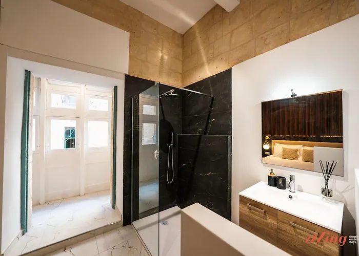 A Stylish In Malta's Capital Apartment
